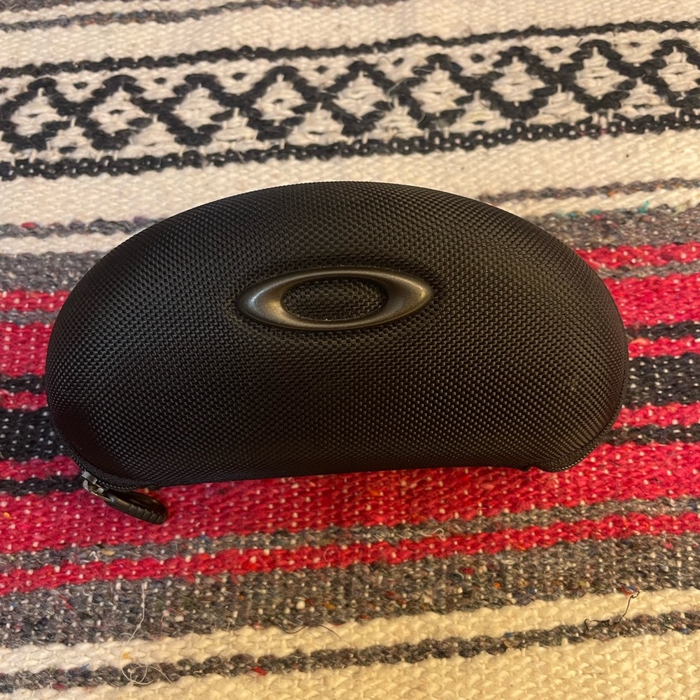 Oakley sunglasses case